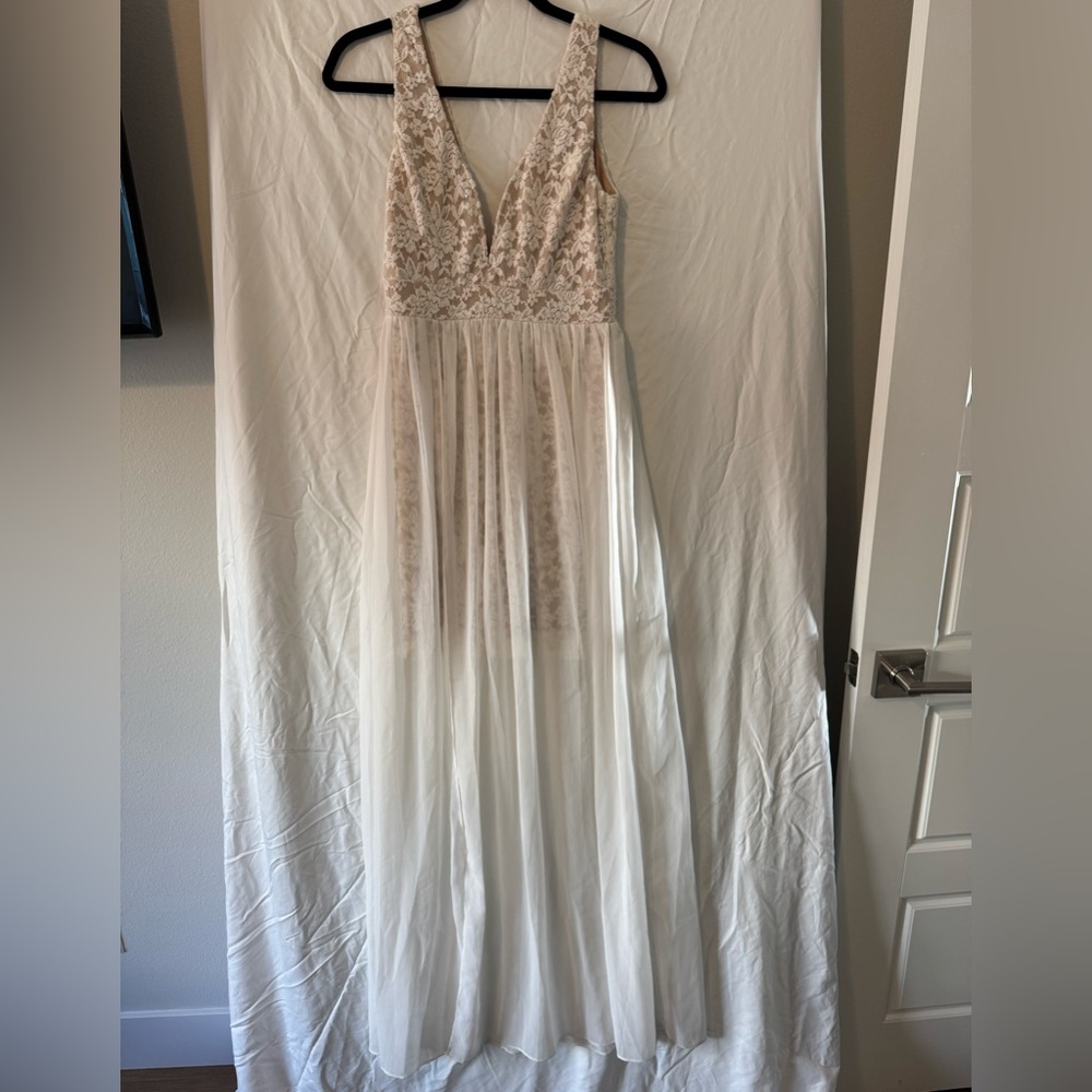 Lulu's Ivory Lace V-Neck Maxi Dress